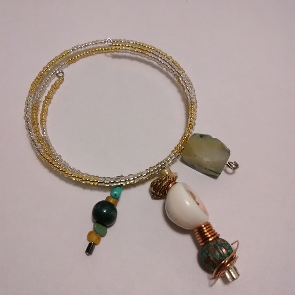 Jewelry - Picture 1 of 2